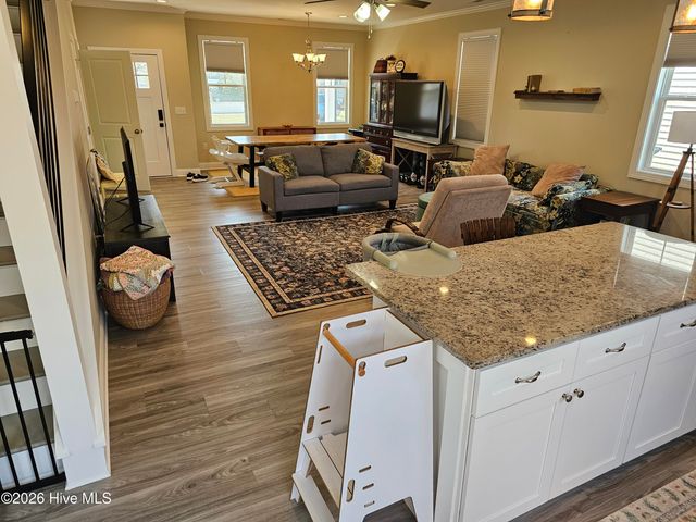 827 Fanning Street, Wilmington, NC 28401