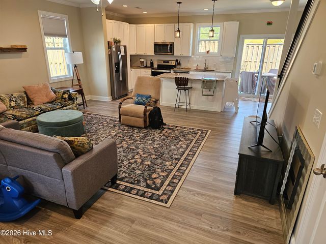 827 Fanning Street, Wilmington, NC 28401