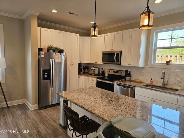 827 Fanning Street, Wilmington, NC 28401