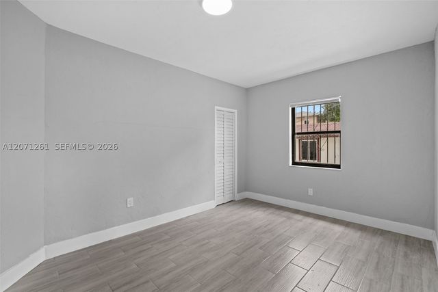 1227 NW 27th St 1227, Miami, FL 33142