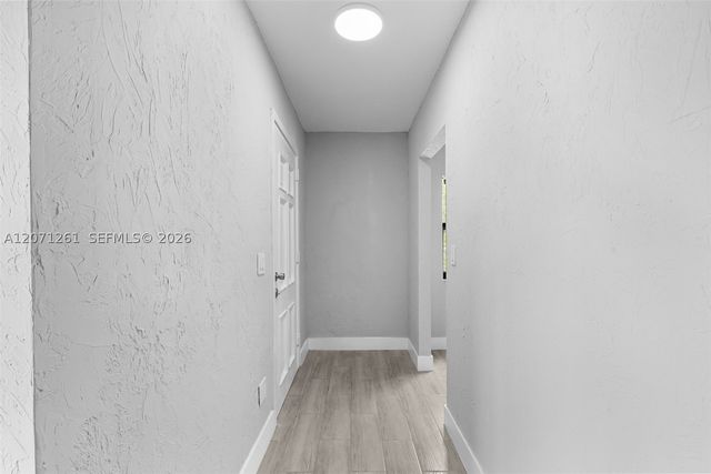 1227 NW 27th St 1227, Miami, FL 33142
