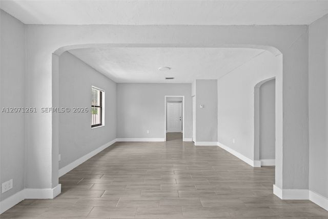 1227 NW 27th St 1227, Miami, FL 33142