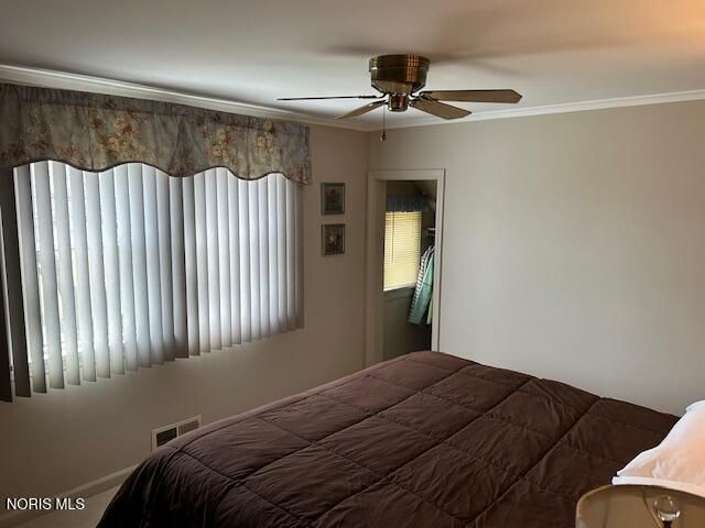 148 E Lynn Street, Edgerton, OH 43517