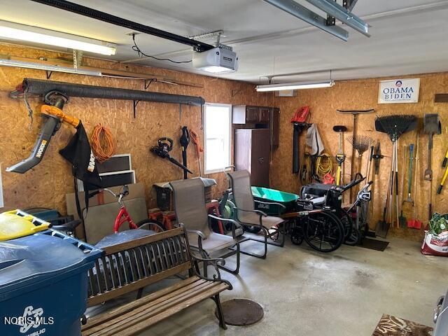 148 E Lynn Street, Edgerton, OH 43517