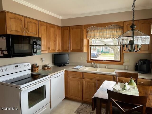 148 E Lynn Street, Edgerton, OH 43517