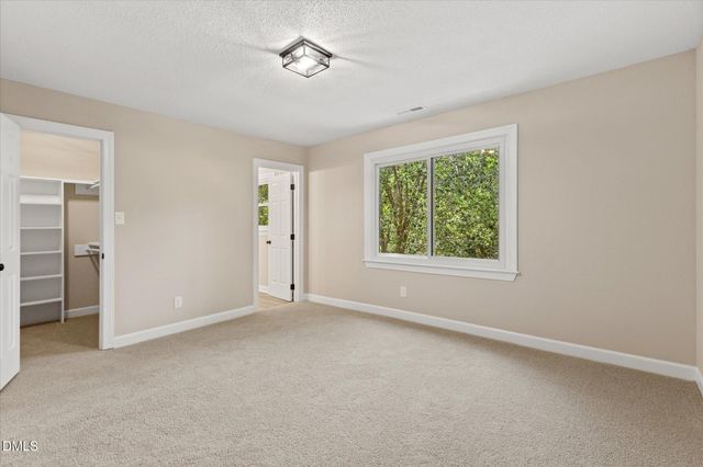 2600 New Oxford Drive, Apex, NC 27539