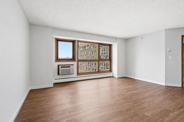 433 S 7th Street 2113, Minneapolis, MN 55415