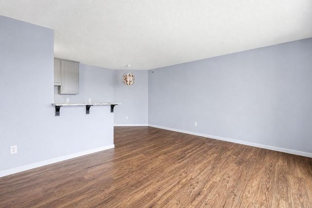 433 S 7th Street 2113, Minneapolis, MN 55415