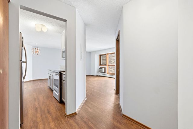 433 S 7th Street 2113, Minneapolis, MN 55415