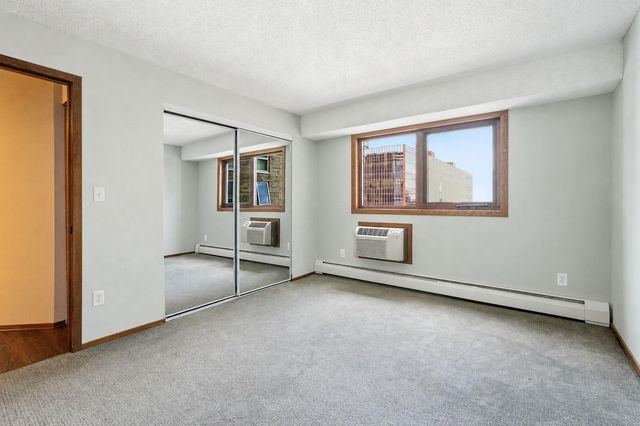 433 S 7th Street 2113, Minneapolis, MN 55415