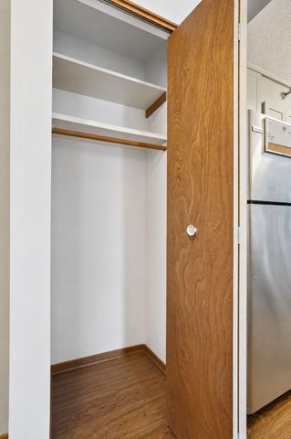 433 S 7th Street 2113, Minneapolis, MN 55415