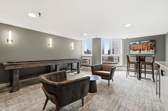 433 S 7th Street 2113, Minneapolis, MN 55415