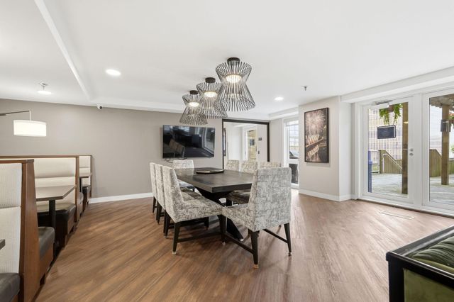 433 S 7th Street 2113, Minneapolis, MN 55415