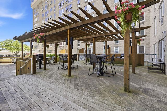433 S 7th Street 2113, Minneapolis, MN 55415