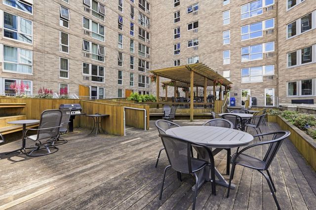 433 S 7th Street 2113, Minneapolis, MN 55415