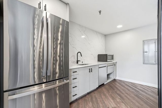 433 S 7th Street 2113, Minneapolis, MN 55415