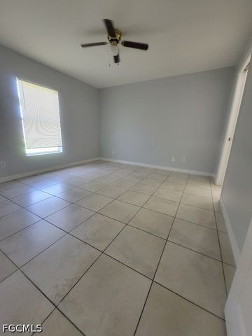 4542 21st ST SW, Lehigh Acres, FL 33973