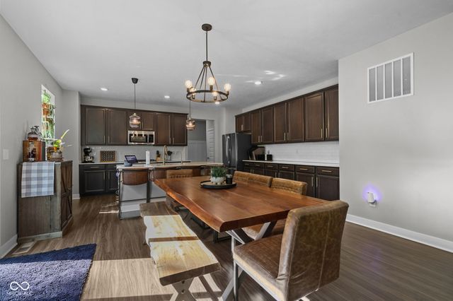 4656 Kintz Drive, Indianapolis, IN 46239