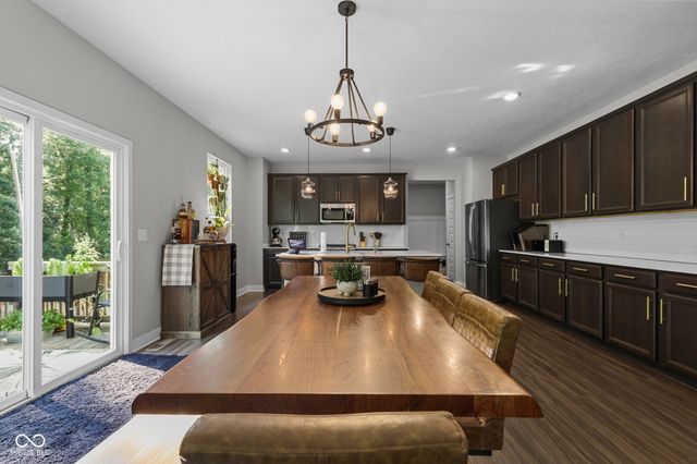 4656 Kintz Drive, Indianapolis, IN 46239