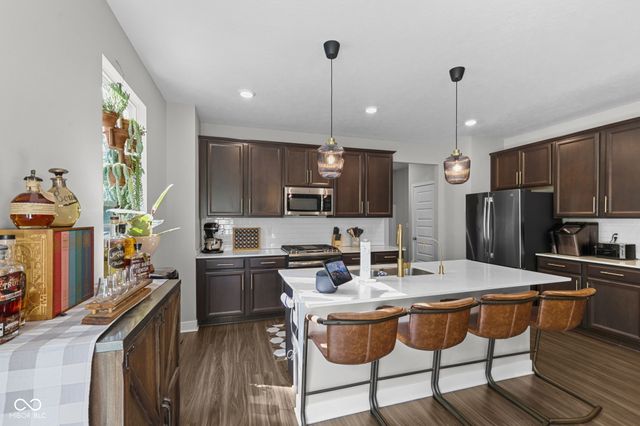 4656 Kintz Drive, Indianapolis, IN 46239