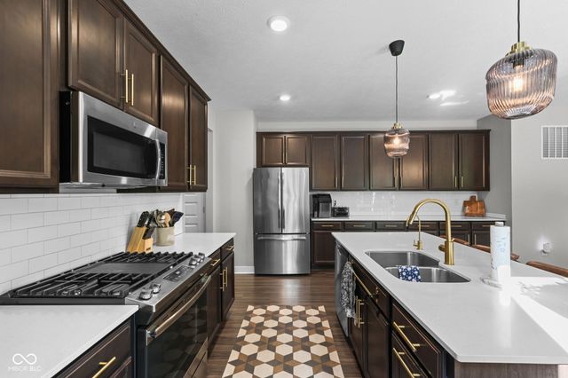4656 Kintz Drive, Indianapolis, IN 46239