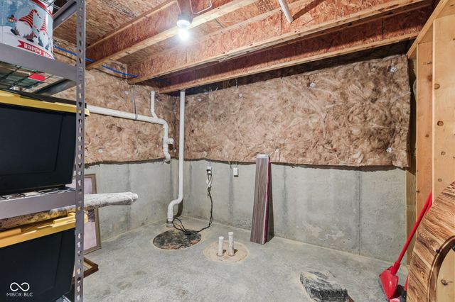 4656 Kintz Drive, Indianapolis, IN 46239