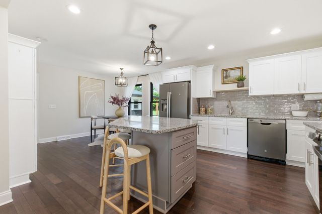 301 Rosebrook Dr, Gallatin, TN 37066