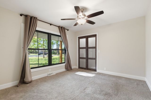 301 Rosebrook Dr, Gallatin, TN 37066