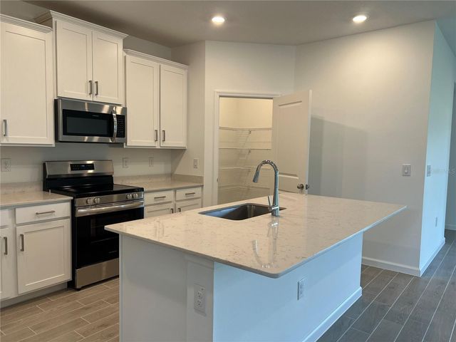 4510 NW 14TH LOOP, Ocala, FL 34482