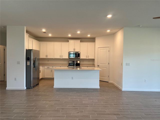 4510 NW 14TH LOOP, Ocala, FL 34482