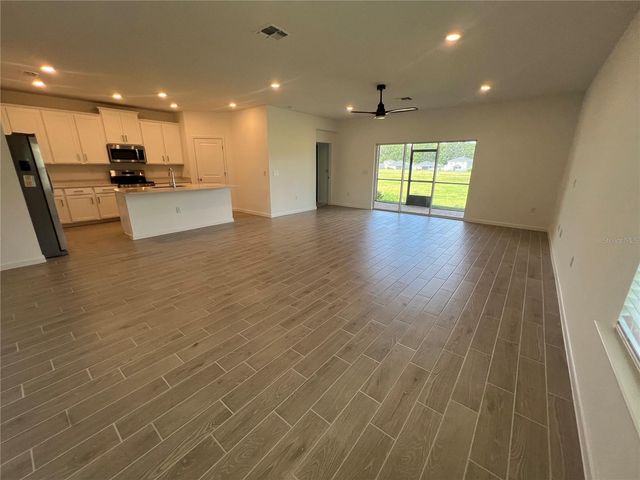 4510 NW 14TH LOOP, Ocala, FL 34482