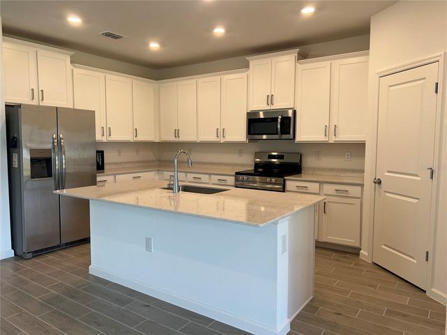 4510 NW 14TH LOOP, Ocala, FL 34482