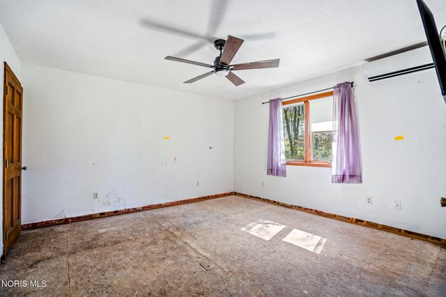 7703 Dorr Street, Toledo, OH 43617