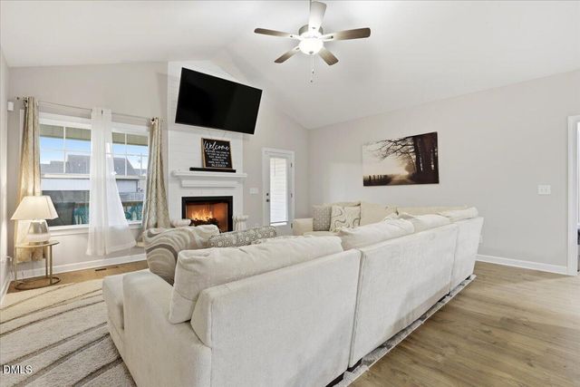 111 Oak Street, Selma, NC 27576