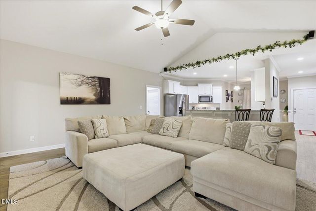 111 Oak Street, Selma, NC 27576