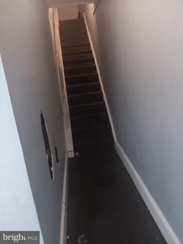 118 E WYOMING AVE, Philadelphia, PA 19120