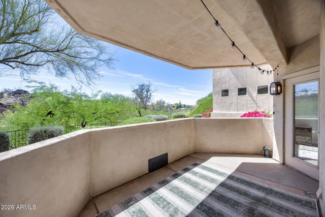 1747 E NORTHERN Avenue 117, Phoenix, AZ 85020
