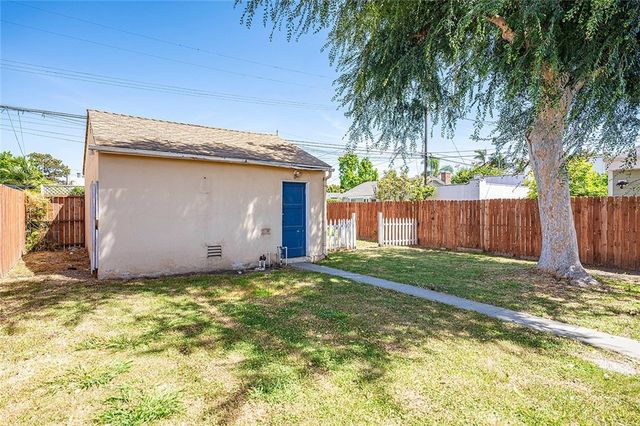 1118 Roswell, Long Beach, CA 90804
