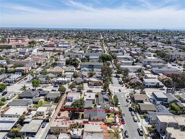 1118 Roswell, Long Beach, CA 90804