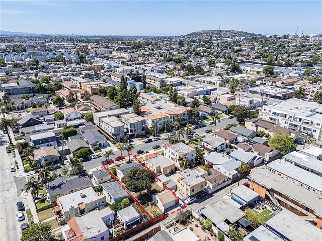 1118 Roswell, Long Beach, CA 90804