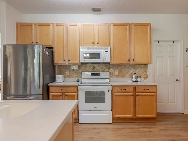 3648 2nd Street SW, Vero Beach, FL 32968