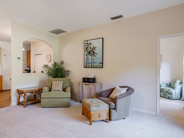 3648 2nd Street SW, Vero Beach, FL 32968