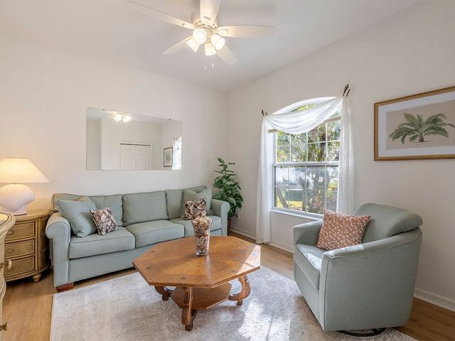 3648 2nd Street SW, Vero Beach, FL 32968