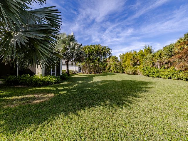 3648 2nd Street SW, Vero Beach, FL 32968