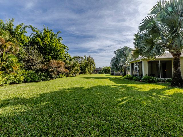 3648 2nd Street SW, Vero Beach, FL 32968