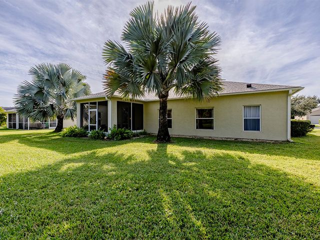 3648 2nd Street SW, Vero Beach, FL 32968