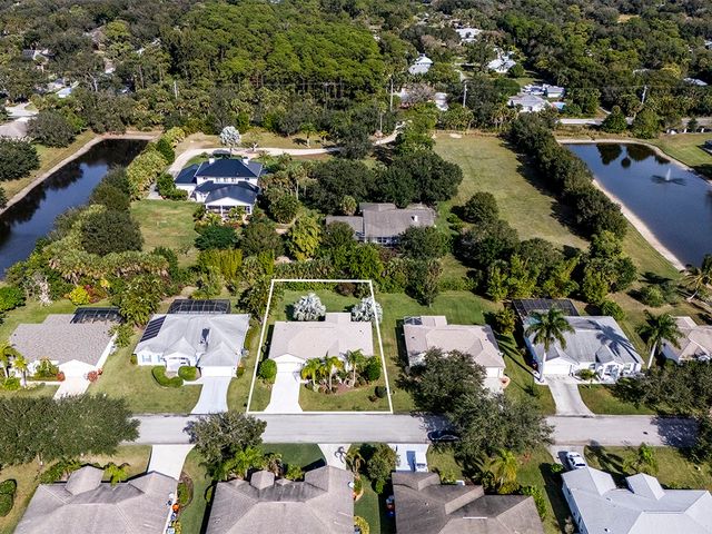 3648 2nd Street SW, Vero Beach, FL 32968