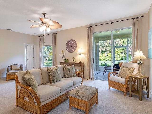 3648 2nd Street SW, Vero Beach, FL 32968