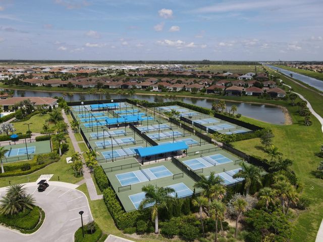 10231 SW Latium Way, Port St Lucie, FL 34987