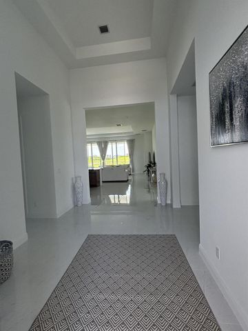 10231 SW Latium Way, Port St Lucie, FL 34987